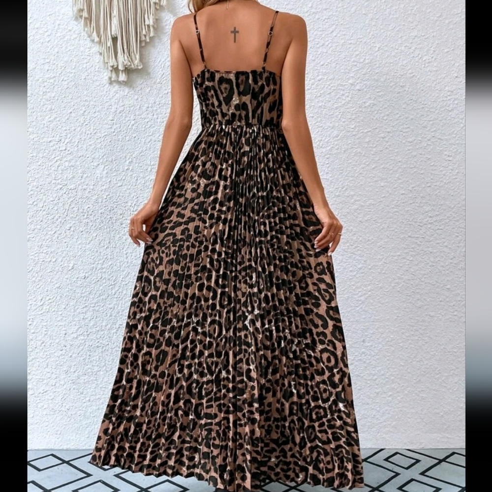 Leopard Print Cami Pleated Maxi Skirt Dress - Picture 2 of 6